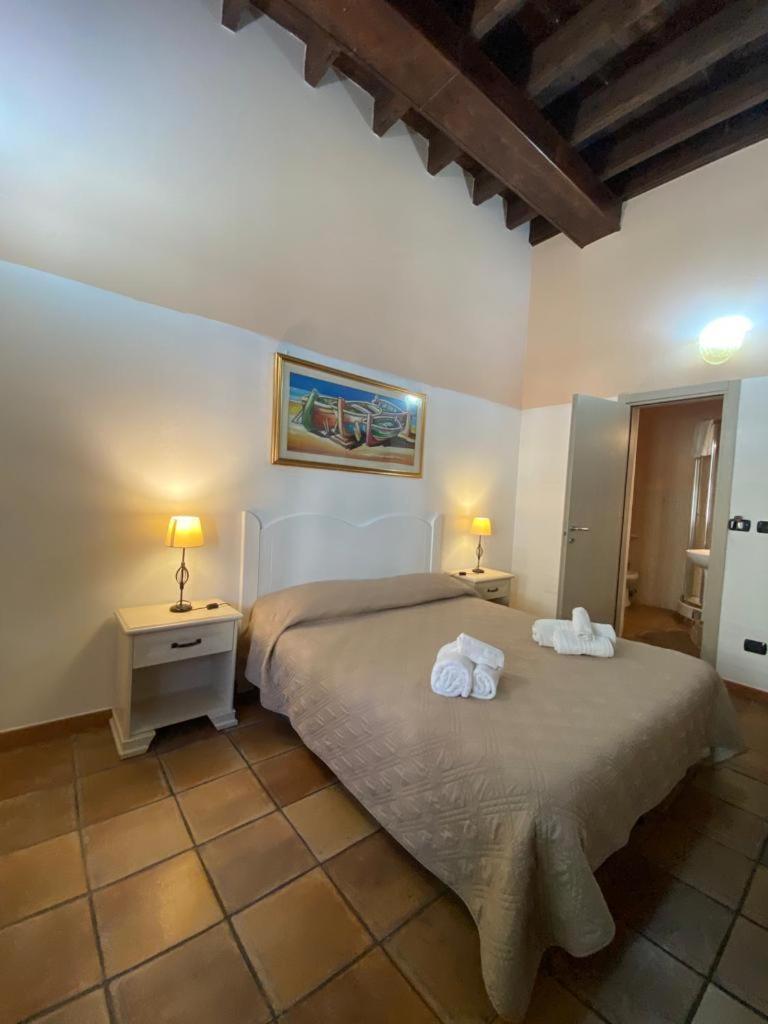 B&B Julia'S Friends Sassari Exteriör bild