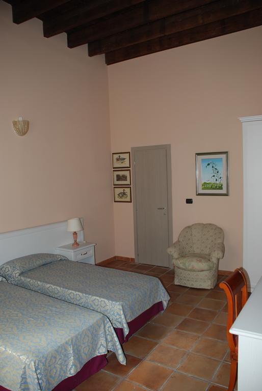 B&B Julia'S Friends Sassari Rum bild